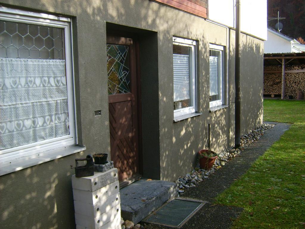 Ferienwohnung Clauss Zwiefalten Екстер'єр фото